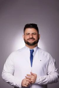 Dr-Elimar-Junior-Medico-Especialista-Referencia-em-Ultrassonografia-Diagnostica-em-Alphaville-Barueri-2.web